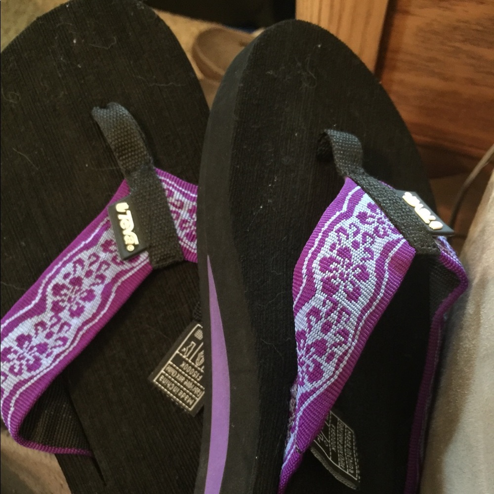 NWOT teva flip flops original 6109 s/n